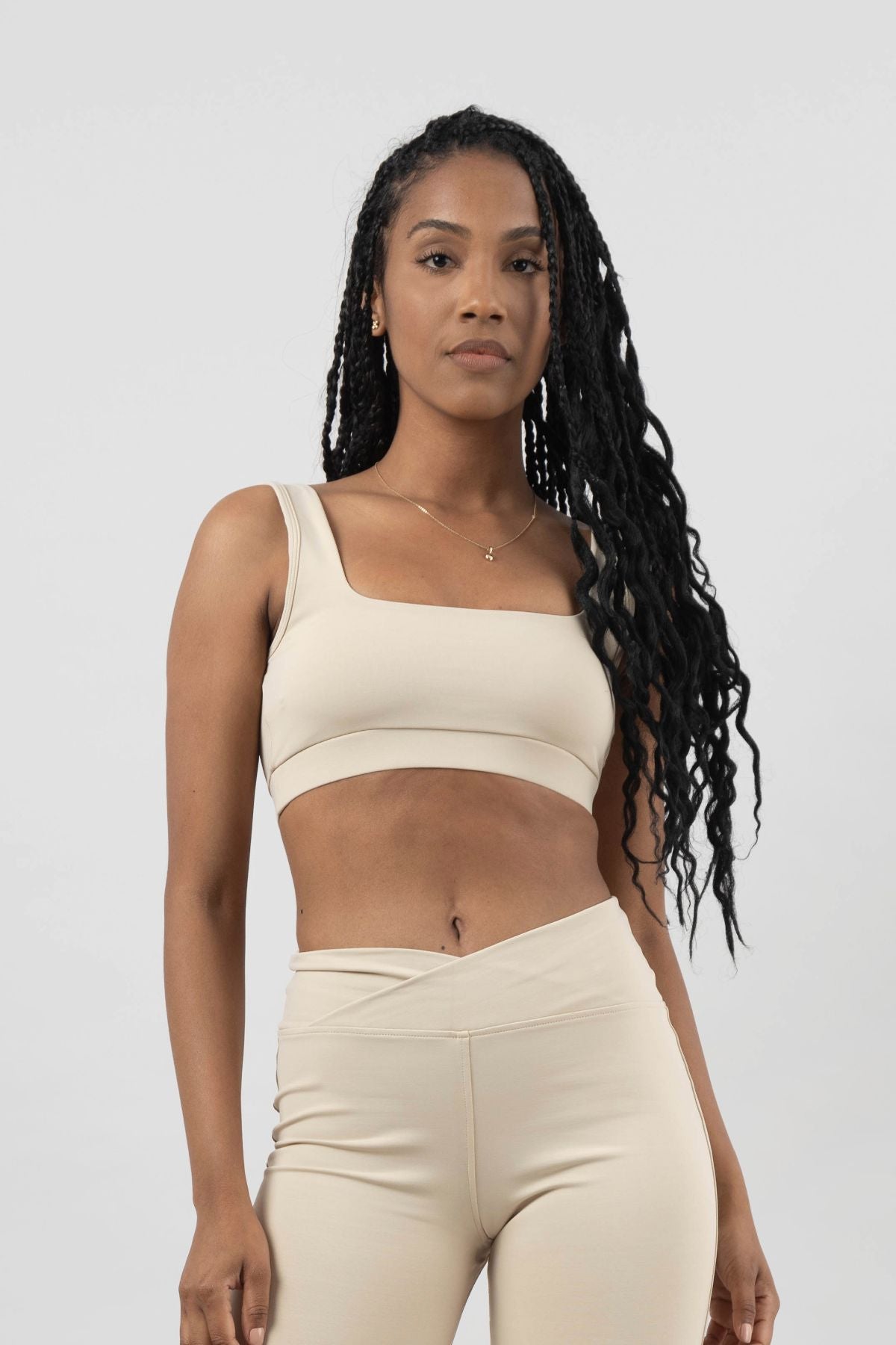 SET BIKER Y SPORT BRA ESCOTE CUADRADO