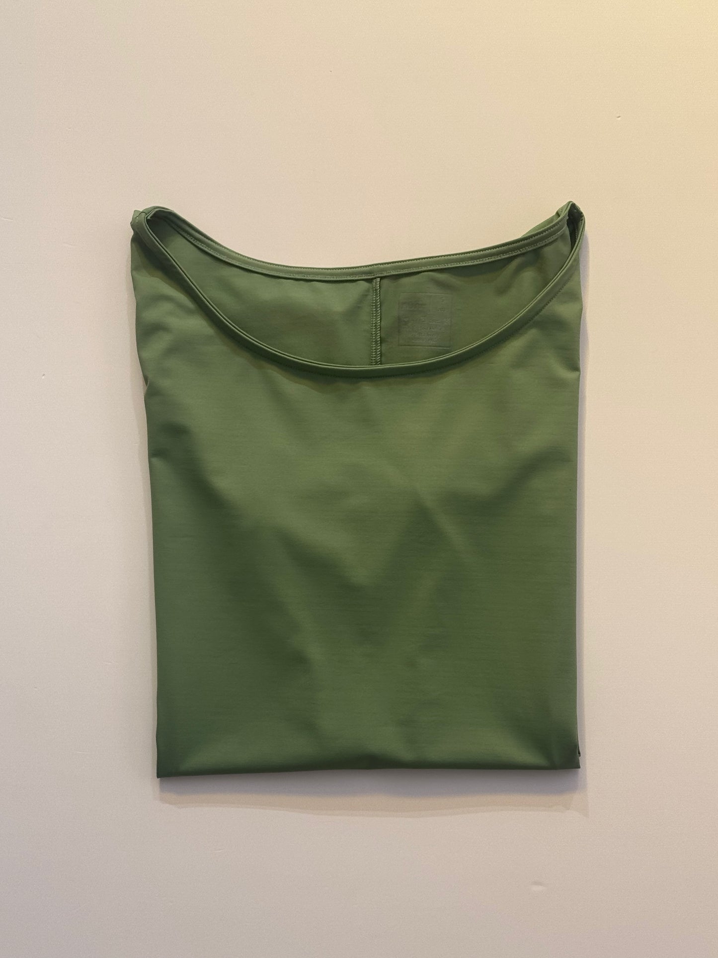 POLO CLASICO OJAL SEMI HOLGADO